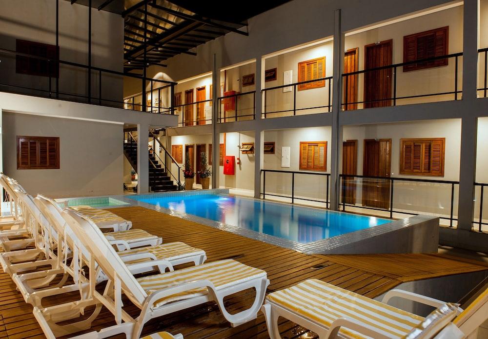 Clh Suites Bonito Centro Екстериор снимка