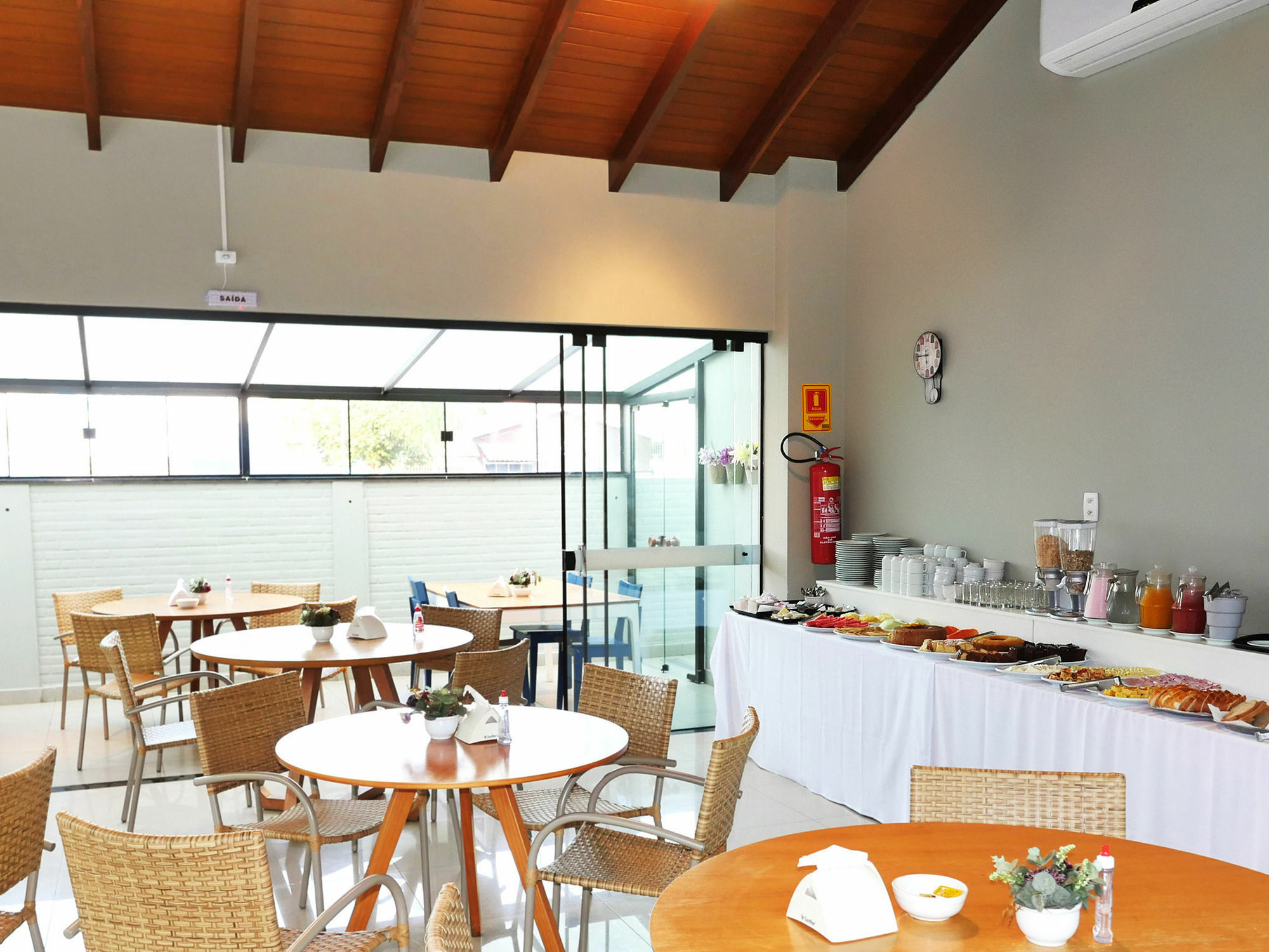 Clh Suites Bonito Centro Екстериор снимка